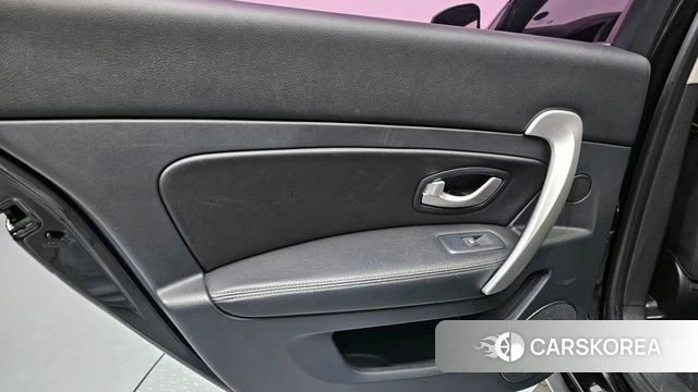 Renault Korea (Samsung) SM5 Nova id 4318003 из Кореи 17