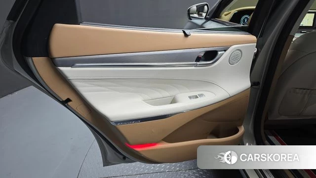 Hyundai The New Grandeur IG Hybrid id 4303927 из Кореи 17
