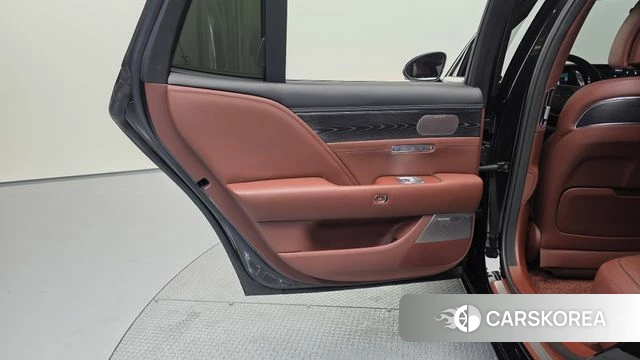 Genesis G90 (RS4) id 4267370 из Кореи 17