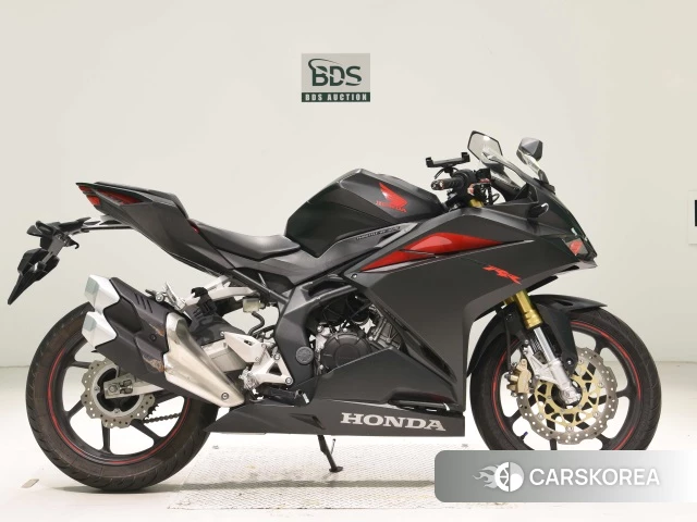 Проданный Honda CBR250RR 2017 из Японии