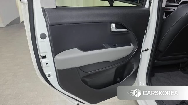 Kia The New Kia Ray EV id 4757372 из Кореи 17