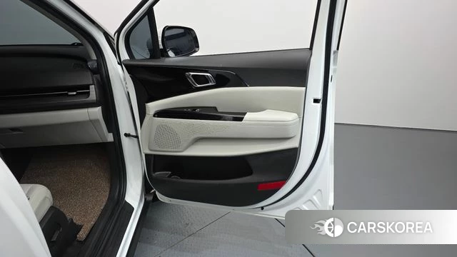 Kia Carnival 4th generation id 4456959 из Кореи 17