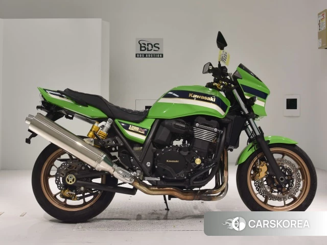 Проданный Kawasaki ZRX 1200 2015 из Японии