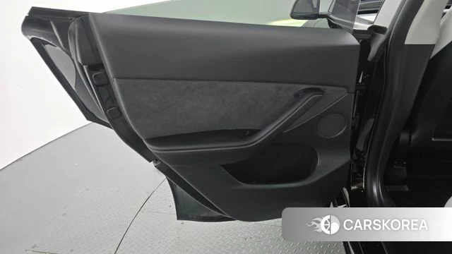 Tesla Model Y id 4783132 из Кореи 17