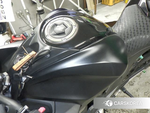 Kawasaki Z800 id 3950213 из Японии 17