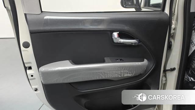 Kia The New Kia Ray id 4655277 из Кореи 17