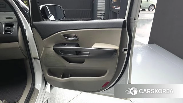Kia The New Carnival id 4615467 из Кореи 17