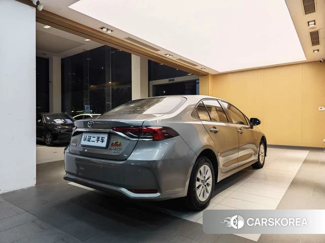 Toyota Corolla id 4299835 из Китая 17