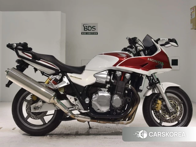 Проданный Honda CB1300SF BOLDOR ABS 2013 из Японии