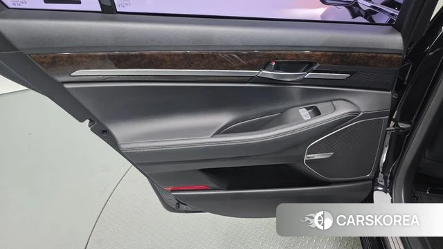 Genesis G90 id 4447143 из Кореи 17