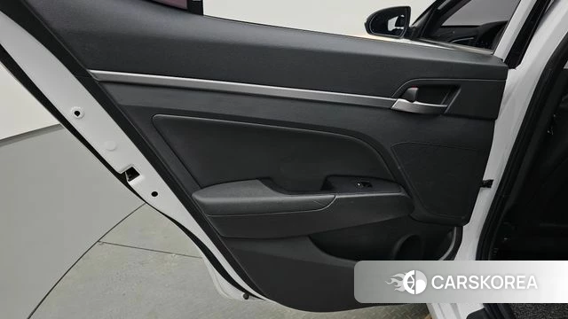 Hyundai Avante AD id 4378114 из Кореи 17