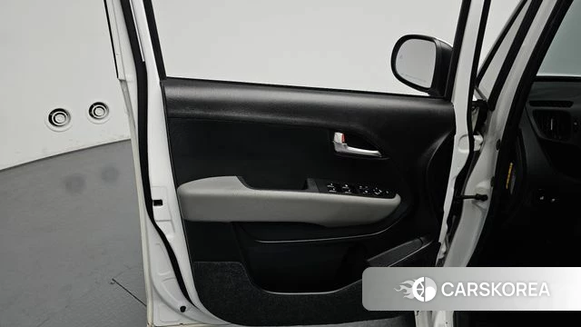 Kia The New Kia Ray EV id 4315551 из Кореи 17