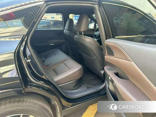 Lexus RX id 4274445 из Китая 17