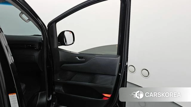 Hyundai Staria id 4469345 из Кореи 17