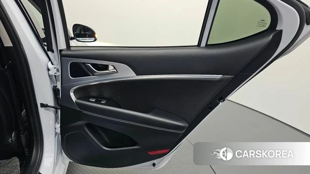 Genesis G70 id 4900352 из Кореи 17
