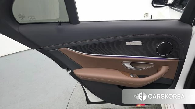Mercedes-Benz E-Class W213 id 4534375 из Кореи 17