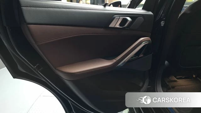 BMW X6 (G06) id 4266135 из Кореи 17
