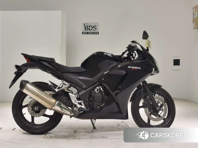 Проданный Honda CBR250R 2016 из Японии