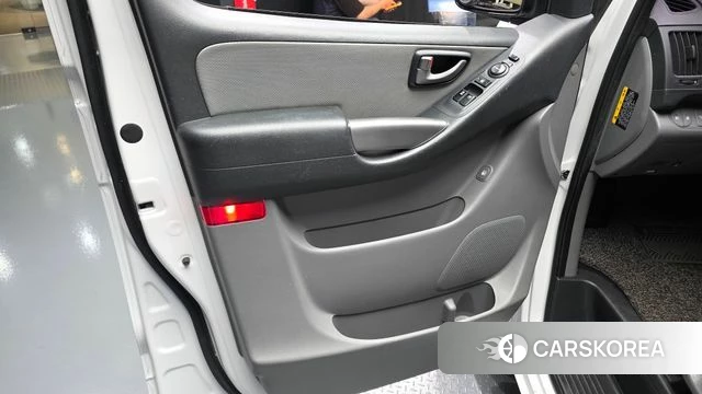 Hyundai The New Grand Starex id 4907831 из Кореи 17