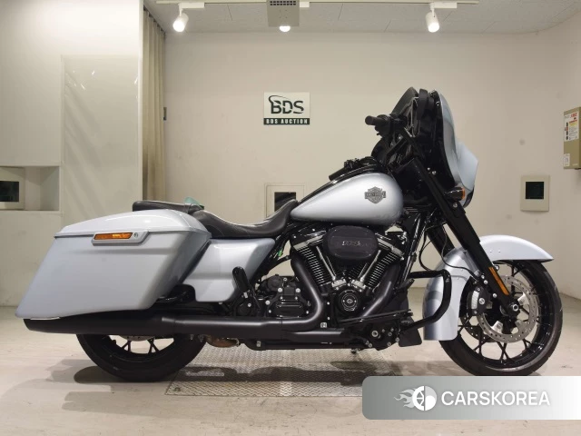 Проданный Harley-Davidson Street Glide FLHXS1870 2023 из Японии