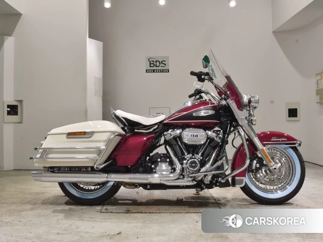 Проданный Harley-Davidson Electra Glide Highway King FLHFB1870 2023 из Японии, фото 2