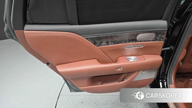 Genesis G90 (RS4) id 4281640 из Кореи 17