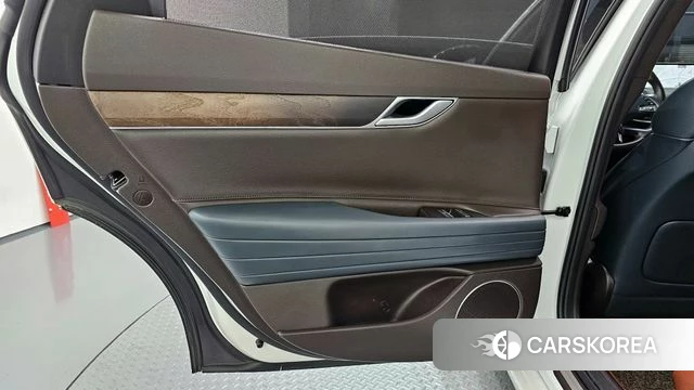 Genesis G80 (RG3) id 4410438 из Кореи 17