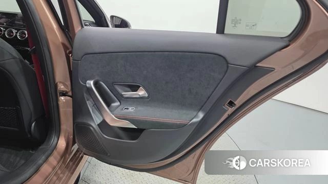 Mercedes-Benz A-Class W177 id 4715146 из Кореи 17
