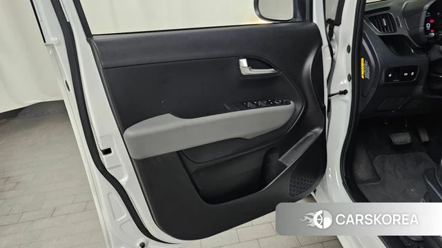Kia The New Kia Ray id 4681319 из Кореи 17