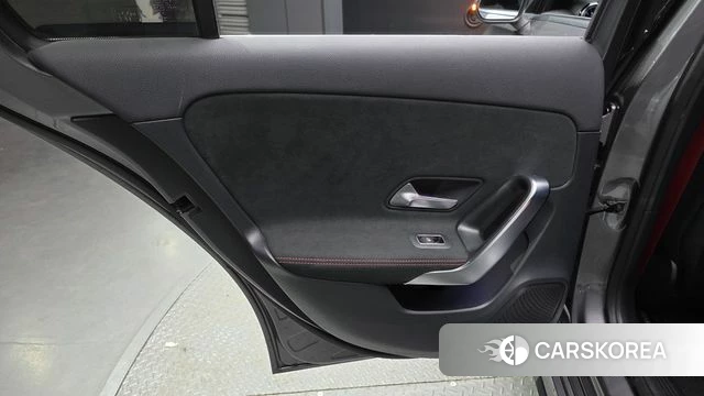 Mercedes-Benz A-Class W177 id 4268035 из Кореи 17