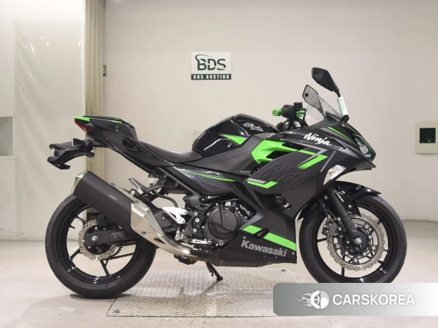 Проданный Kawasaki NINJA 400 2018 из Японии