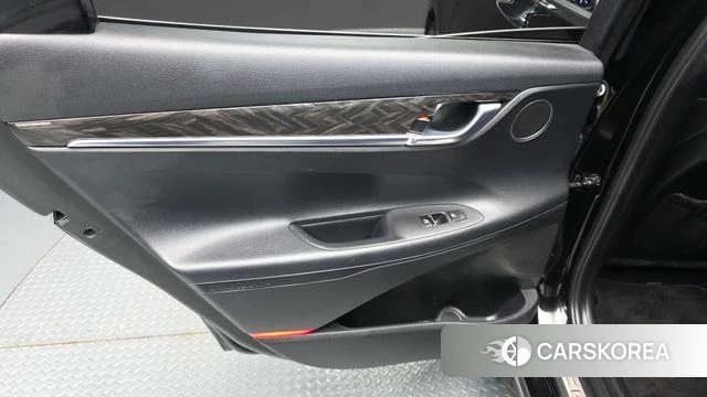 Hyundai Grandeur IG id 4246271 из Кореи 17