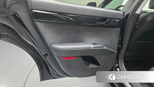 Hyundai Grandeur (GN7) id 4555444 из Кореи 17