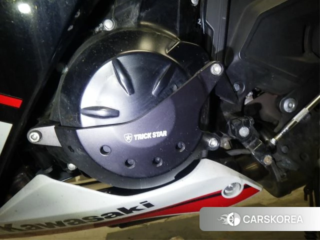 Проданный Kawasaki NINJA 650 ABS id 4200004 из Японии, фото 17