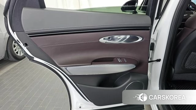 Genesis GV70 id 4501240 из Кореи 17