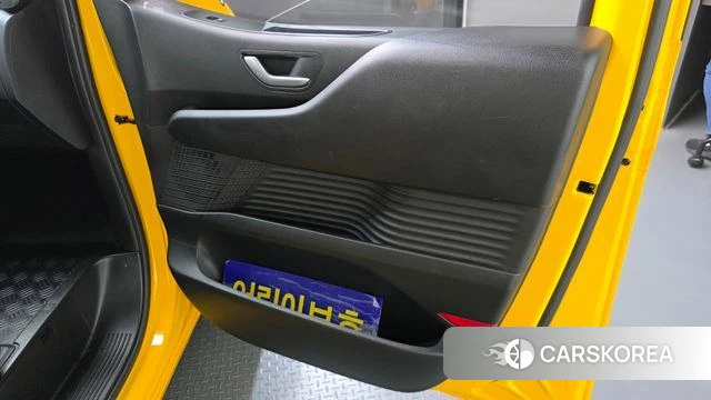 Hyundai Staria id 4505834 из Кореи 17