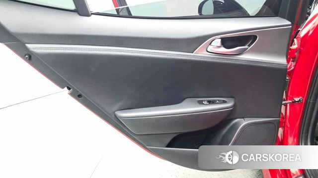 Kia Stinger id 4647701 из Кореи 17
