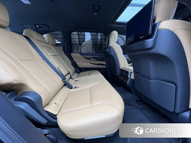 Lexus LX id 4263375 из Китая 17