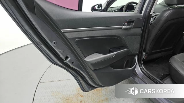 Hyundai Avante AD id 4587545 из Кореи 17