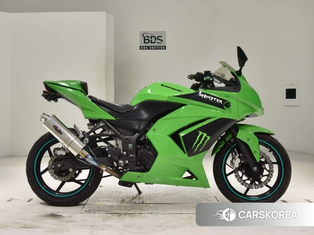 Проданный Kawasaki NINJA 250R 2012 из Японии, фото 2