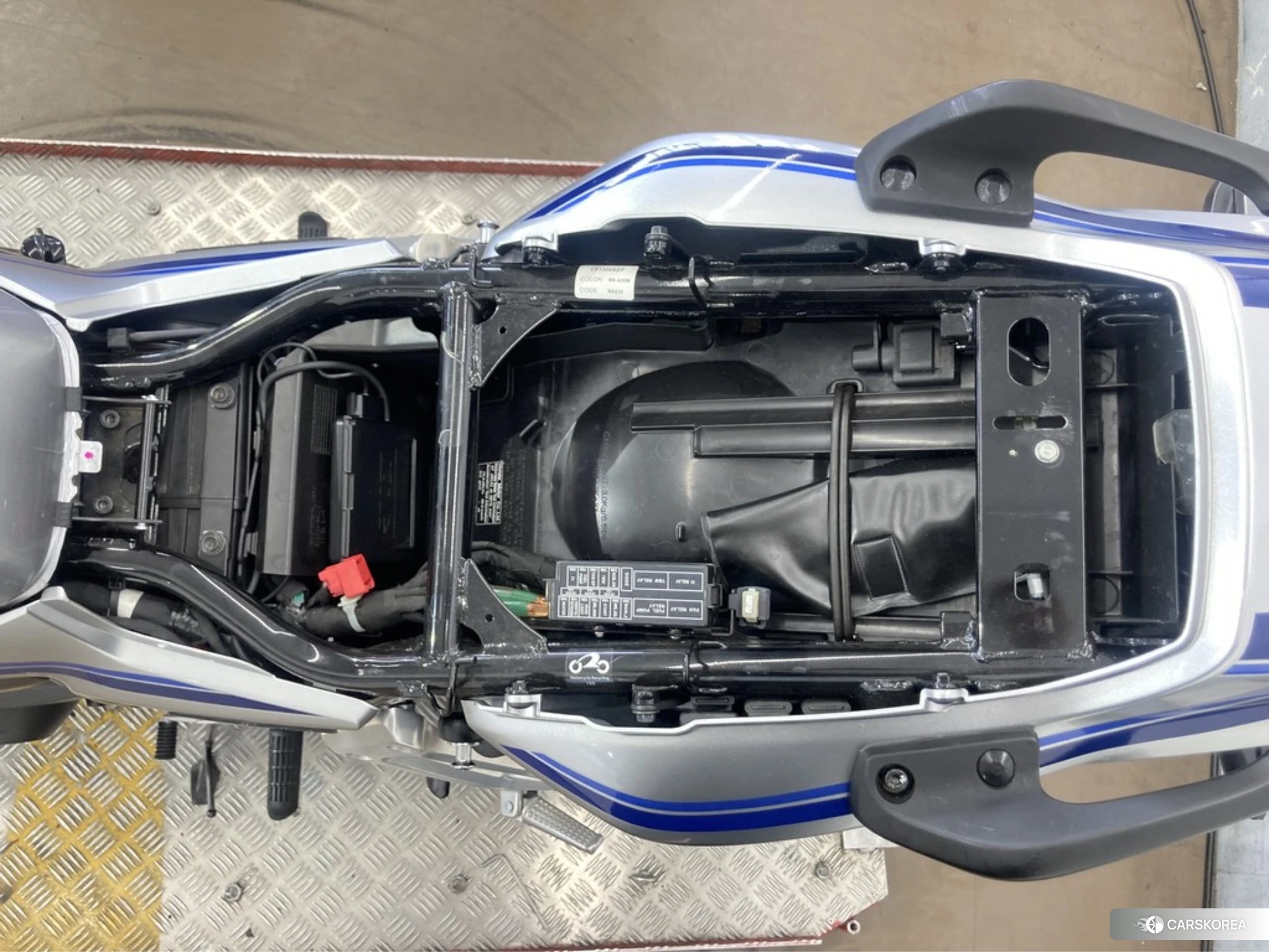 Проданный Honda CB1300SF ABS id 4184893 из Японии, фото 17