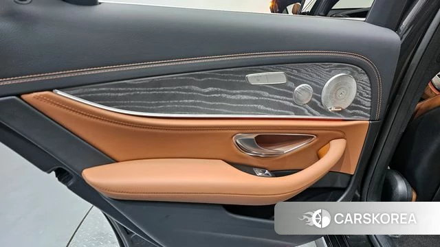 Mercedes-Benz E-Class W213 id 4244790 из Кореи 17
