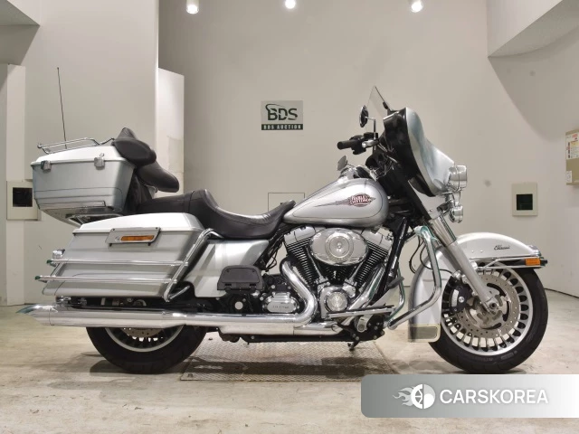 Проданный Harley-Davidson Electra Glide FLHTC1580 2010 из Японии, фото 2