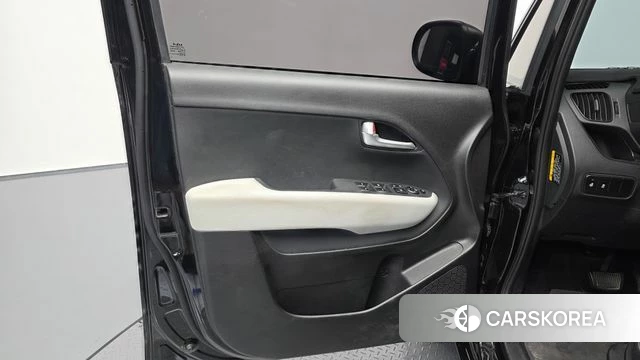 Kia The New Kia Ray EV id 4493601 из Кореи 17