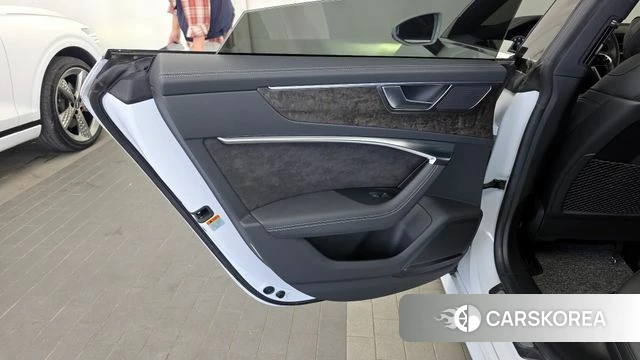 Audi A7 (4K) id 4324086 из Кореи 17