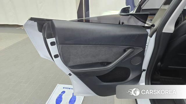 Tesla Model Y id 4505523 из Кореи 17