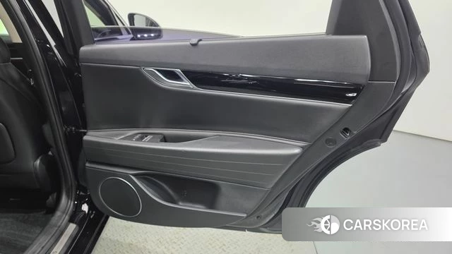 Genesis G80 (RG3) id 4871856 из Кореи 17