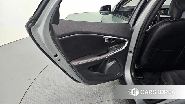 Volvo V40 Cross-Country id 4477274 из Кореи 17