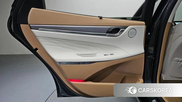 Hyundai The New Grandeur IG id 4624487 из Кореи 17