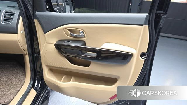 Kia The New Carnival id 4435271 из Кореи 17